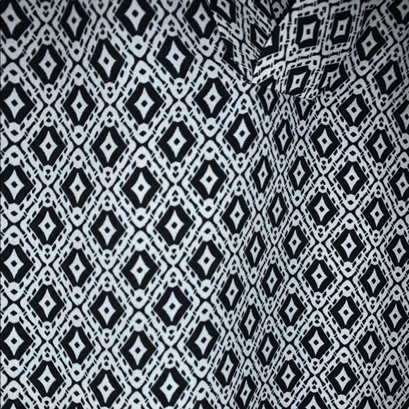 H&M Top - Picture 3 of 3